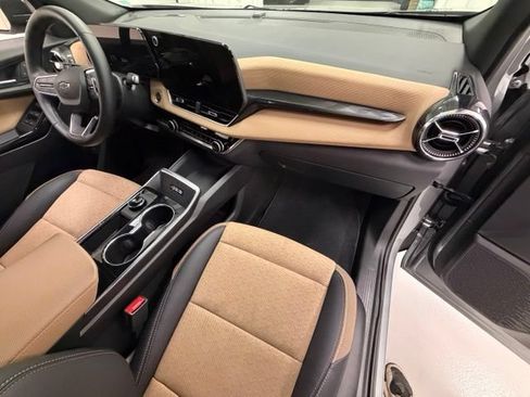 Certified 2025 Chevrolet Equinox ACTIV w/ Safety and Technology Package FWD image 28