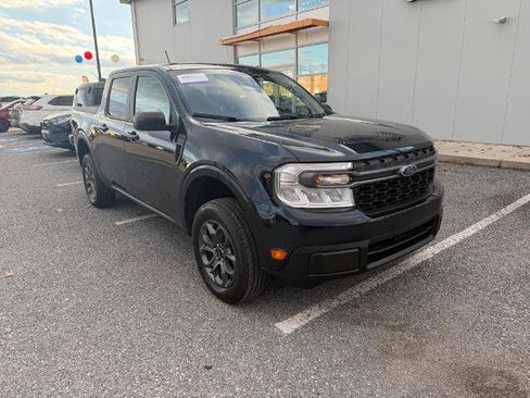 Certified 2022 Ford Maverick XLT w/ Equipment Group 300A Standard image 2