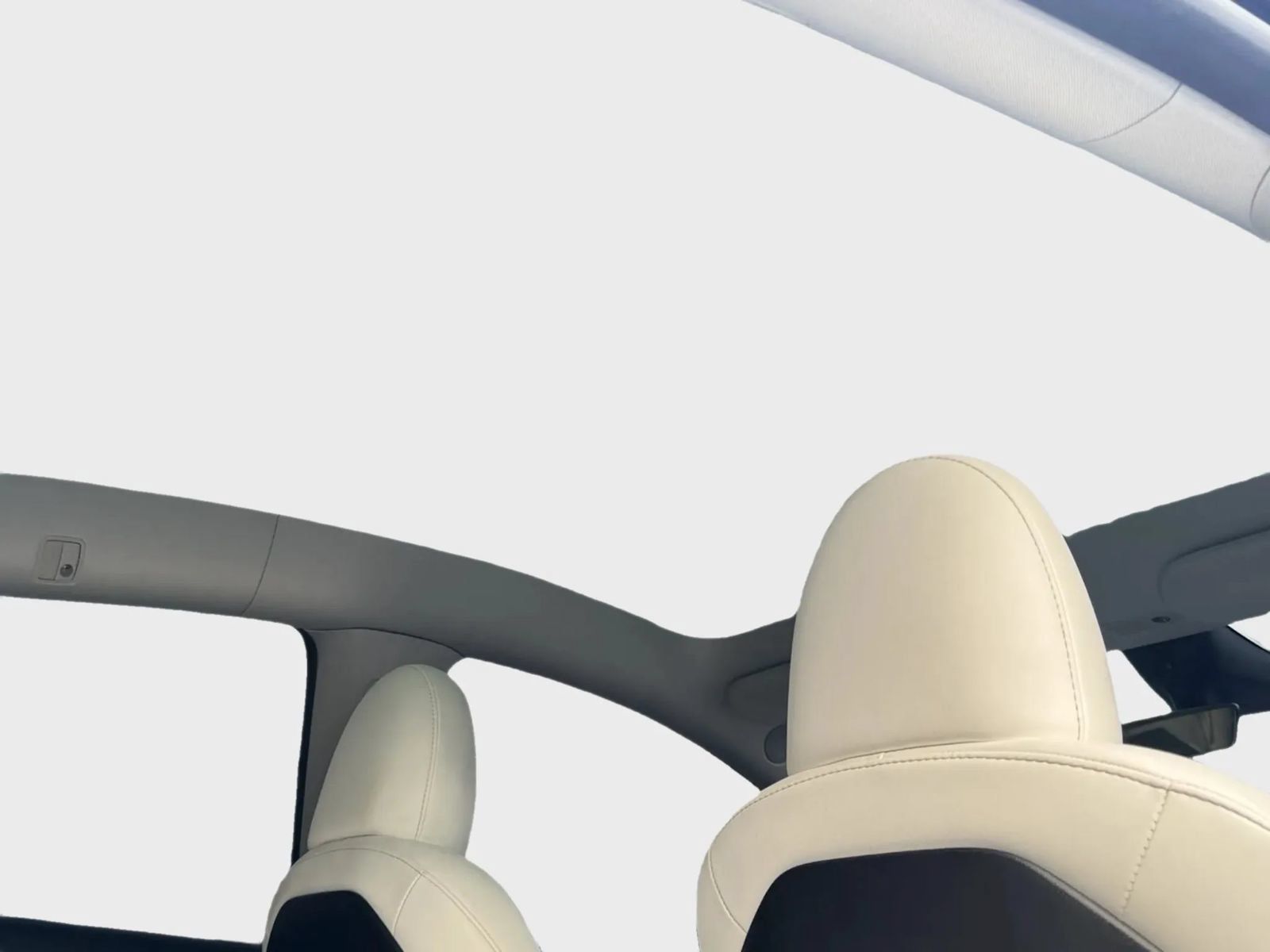 Used 2023 Tesla Model Y Performance AWD/4WD image 19