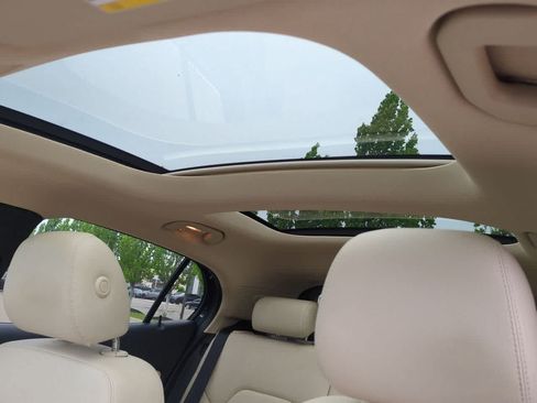 Used 2019 Mercedes-Benz GLA 250 4MATIC image 18