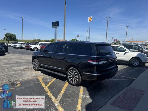 Used 2024 Lincoln Navigator L Reserve AWD/4WD image 3