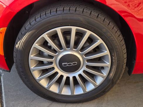 Used 2013 FIAT 500 Lounge w/ Luxury Leather Pkg image 5