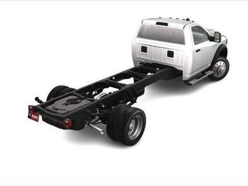 New 2024 RAM 5500 Tradesman w/ Chrome Appearance Group RWD image 2