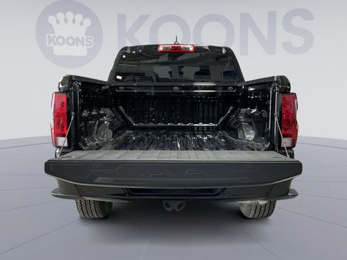 Used 2024 Chevrolet Colorado LT w/ LPO, Dark Essentials Package image 33
