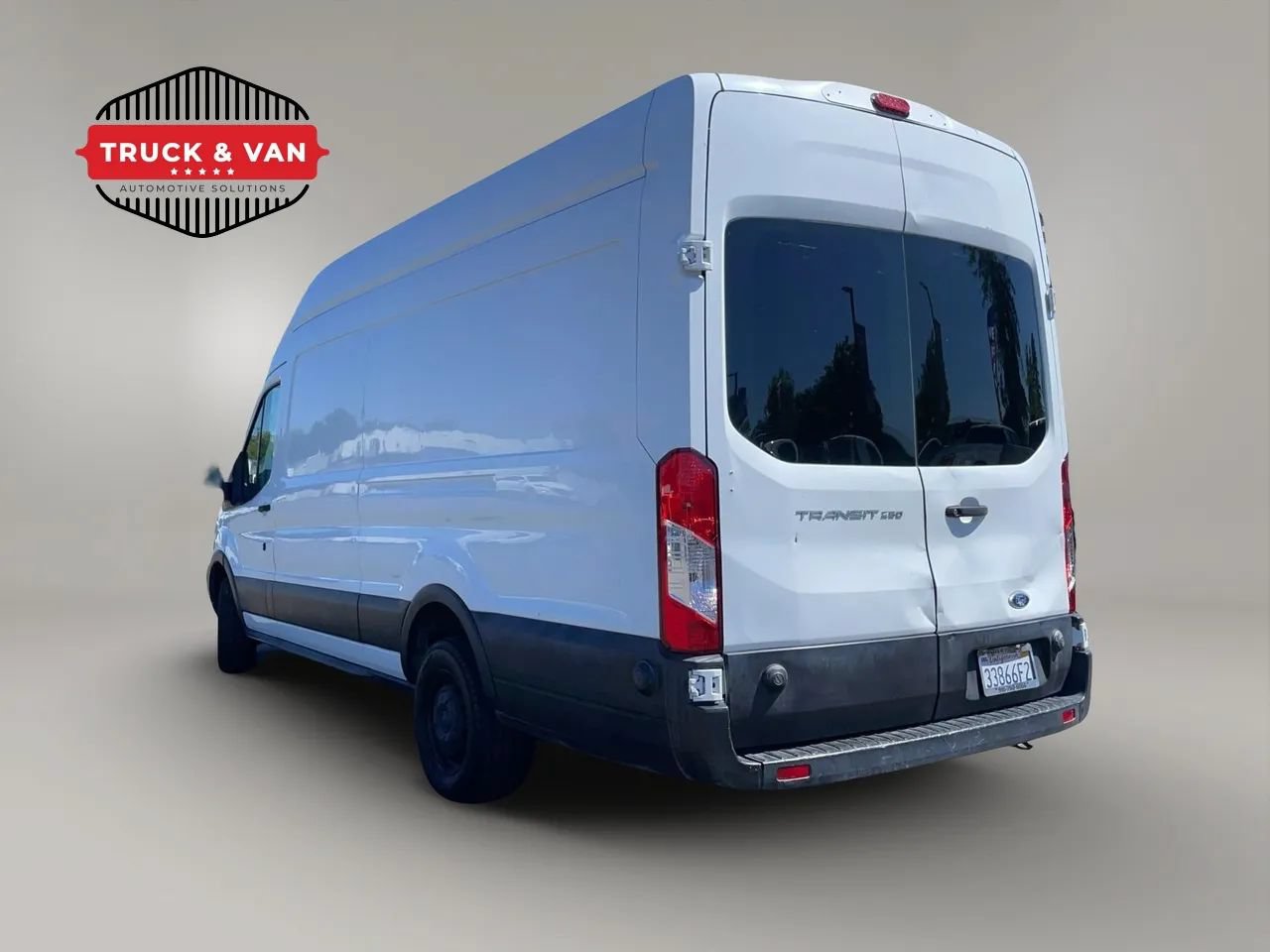 Used 2019 Ford Transit 250 148 High Roof Extended RWD image 4