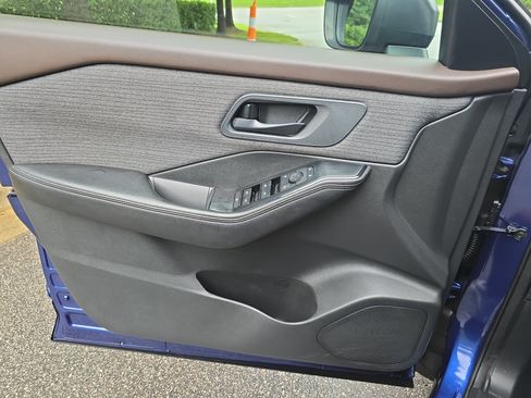 Used 2021 Nissan Rogue S FWD image 27