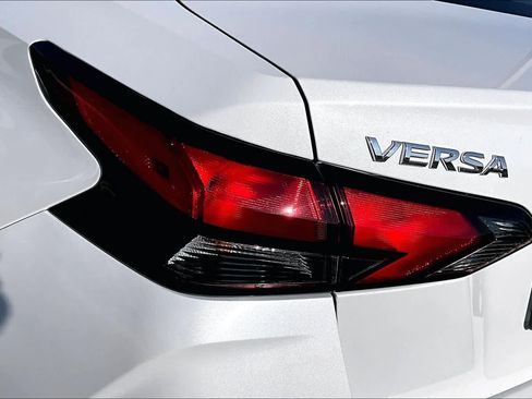 New 2025 Nissan Versa SV image 14