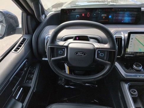 New 2025 Ford Expedition Platinum w/ Stealth Performance Package image 16