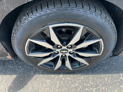 Used 2017 Chevrolet Malibu LT w/ True North Edition FWD image 25