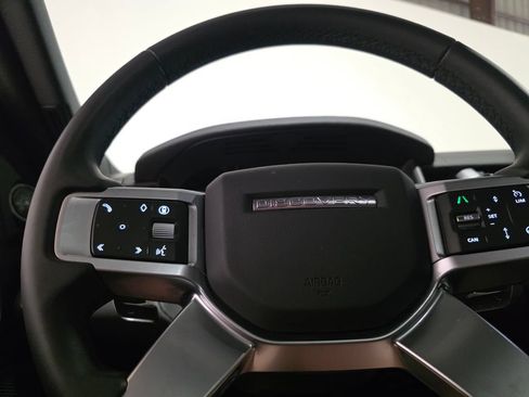 Certified 2025 Land Rover Discovery Dynamic SE AWD/4WD image 22