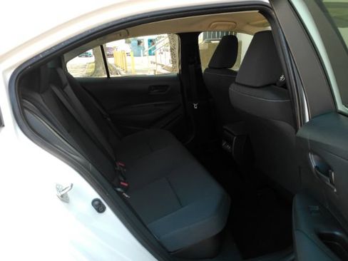 Used 2026 Toyota Corolla LE FWD image 22