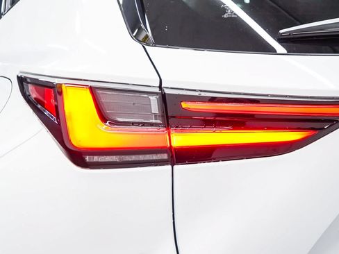 Used 2026 Lexus NX 450h+ F Sport AWD/4WD image 9