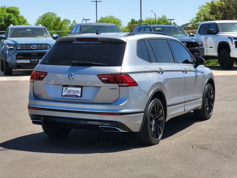 Used 2021 Volkswagen Tiguan SE R-Line w/ 3rd Row Seat Package AWD/4WD image 2