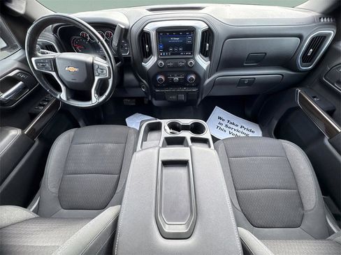 Used 2021 Chevrolet Silverado 1500 LT image 13