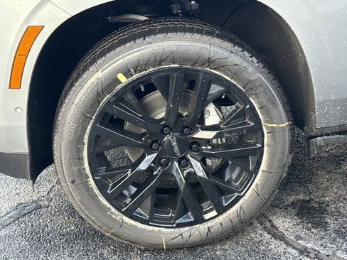 New 2026 GMC Yukon XL Denali image 18