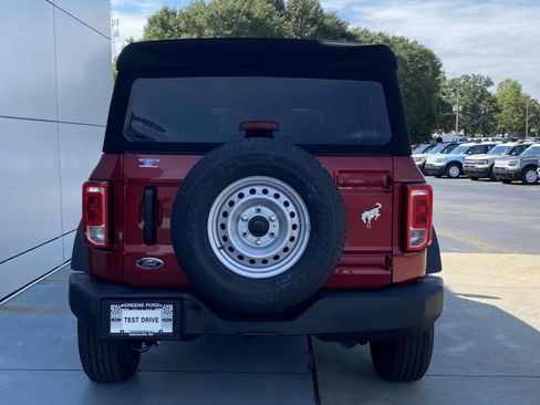 New 2025 Ford Bronco 4-Door image 5