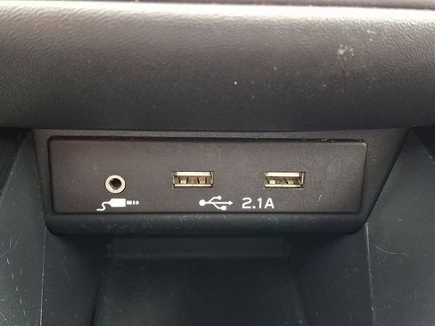 Used 2020 Subaru Outback Limited image 27