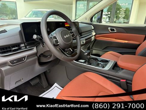 New 2026 Kia Carnival EX FWD image 29