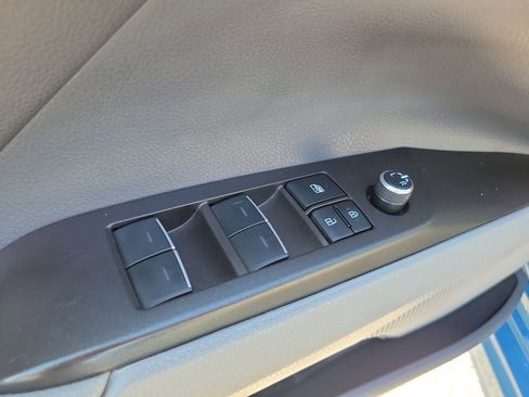 Used 2024 Toyota Camry XSE FWD image 17