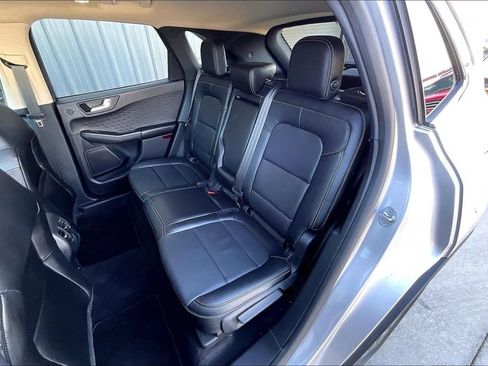 Used 2020 Ford Escape Titanium AWD/4WD image 26