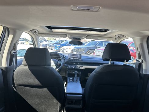 Used 2023 Honda CR-V EX image 12