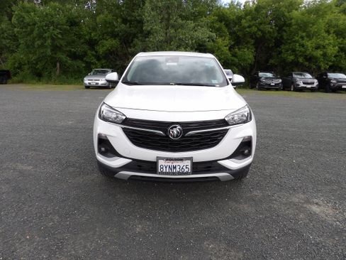 Used 2022 Buick Encore GX Preferred w/ Cold Weather Comfort Package AWD/4WD image 2