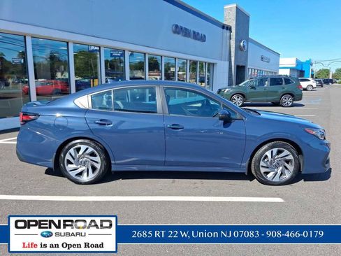 Used 2024 Subaru Legacy Limited AWD/4WD image 6