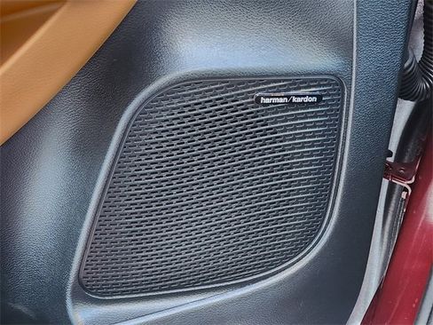 Used 2023 Chrysler Pacifica Pinnacle image 23