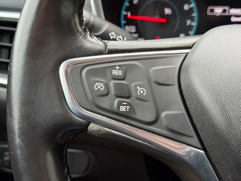 Used 2018 Chevrolet Equinox LT image 19