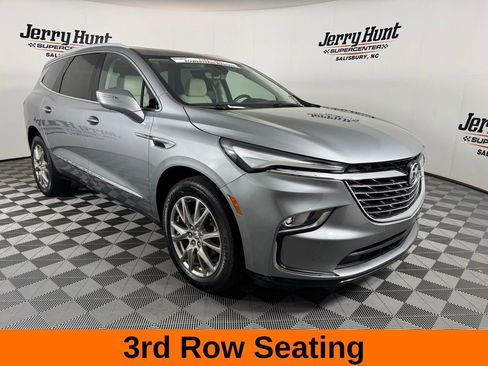Used 2023 Buick Enclave Premium w/ Experience Buick Package AWD/4WD image 6