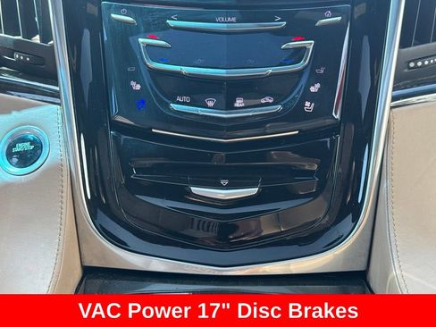 Used 2019 Cadillac Escalade ESV Platinum AWD/4WD image 26