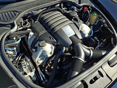 Used 2016 Porsche Panamera Edition RWD image 29