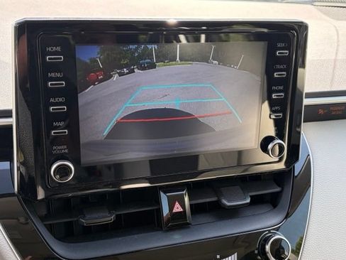 Used 2020 Toyota Corolla LE w/ Protection Package FWD image 3