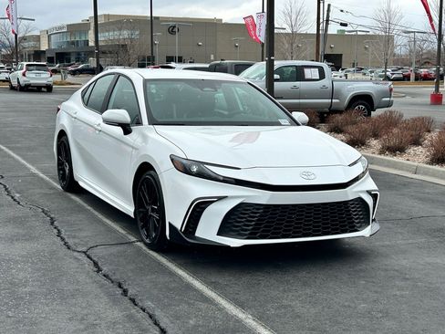 Certified 2026 Toyota Camry SE image 7