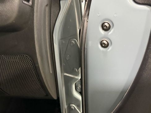 Used 2015 Jeep Wrangler Unlimited Sahara w/ Connectivity Group AWD/4WD image 24