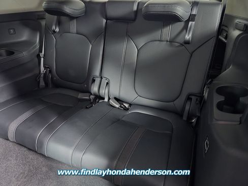 Used 2024 Honda Pilot EX-L image 15