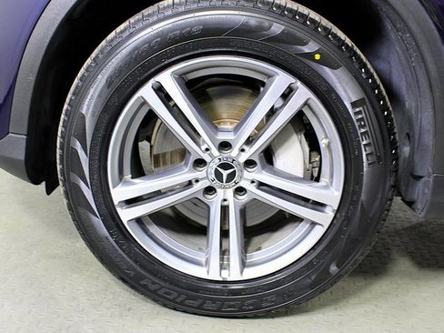 Used 2021 Mercedes-Benz GLC 300 4MATIC image 12