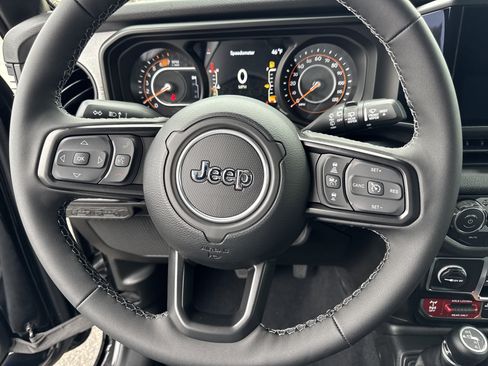 New 2026 Jeep Wrangler Unlimited Sport image 7