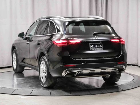 Certified 2023 Mercedes-Benz GLC 300 GLC 300 image 2