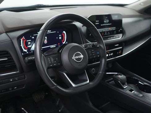 Used 2023 Nissan Rogue Platinum image 21