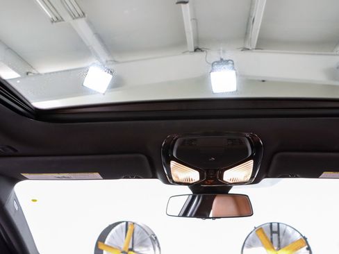 Used 2021 BMW 330i Sedan image 21