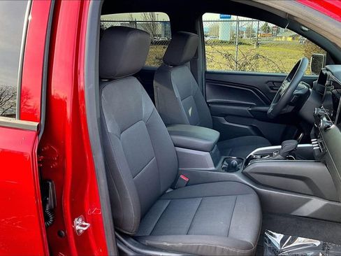 Used 2023 Chevrolet Colorado Trail Boss AWD/4WD image 9
