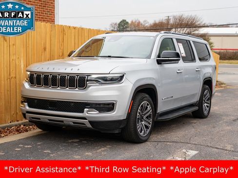 Used 2024 Jeep Wagoneer L Series II image 1