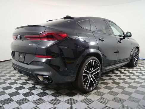Certified 2023 BMW X6 xDrive40i w/ M Sport Package image 3