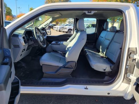 Used 2023 Ford F150 XL image 12