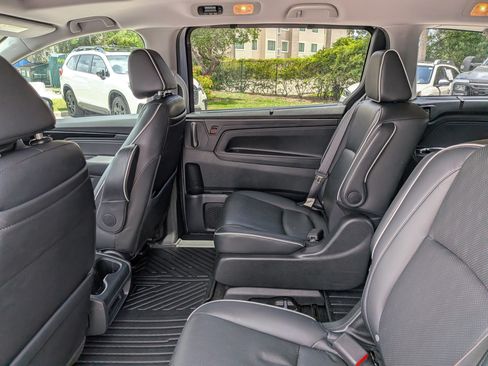 Used 2023 Honda Odyssey Elite image 15