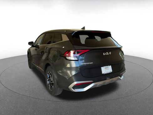 Used 2025 Kia Sportage LX image 11