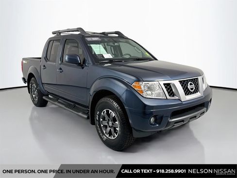 Used 2017 Nissan Frontier PRO-4X w/ Pro-4x Luxury Package AWD/4WD image 3