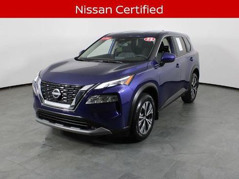 Certified 2023 Nissan Rogue SV FWD image 2