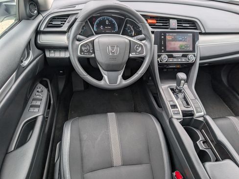 Used 2017 Honda Civic EX image 8